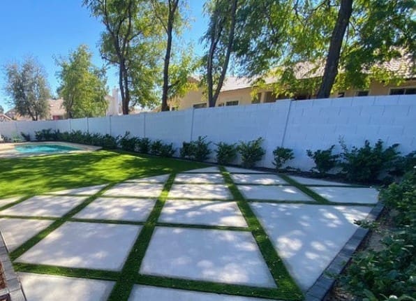 artificial turf landscape installation